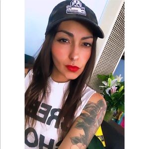 Meet your Posher, Liz